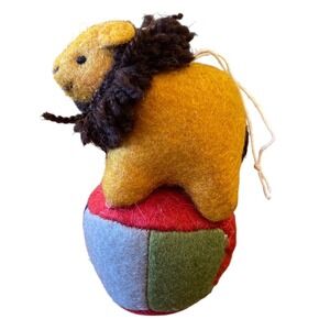 Heart Felts Ornament Midwest Of Cannon Falls Lion Lioness Circus Carnival Ball